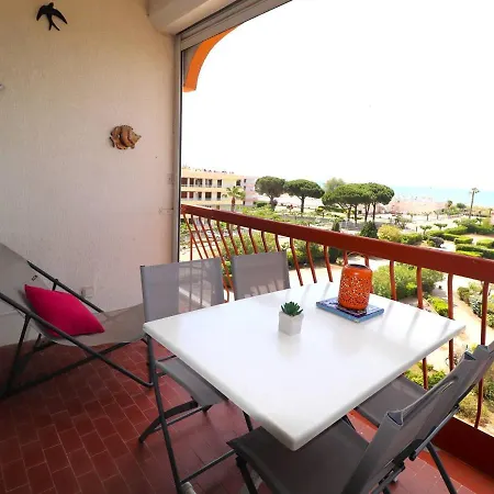 2 Pieces Avec Terrasse, Parking. Plages A 200m - Fr-1-307-195 Apartment *